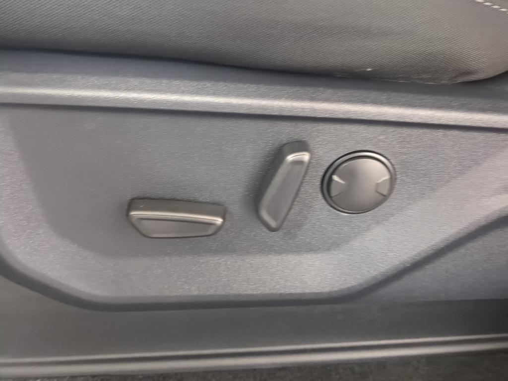 used 2022 Ford F-150 car, priced at $39,990