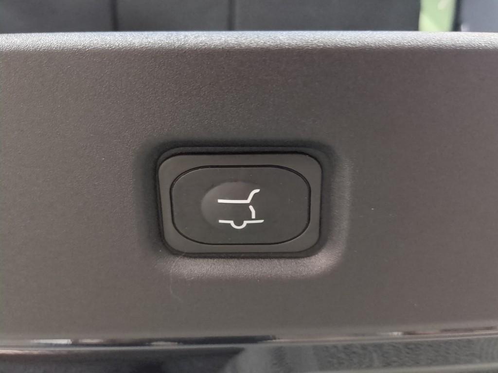 new 2026 Ford Expedition car, priced at $81,720