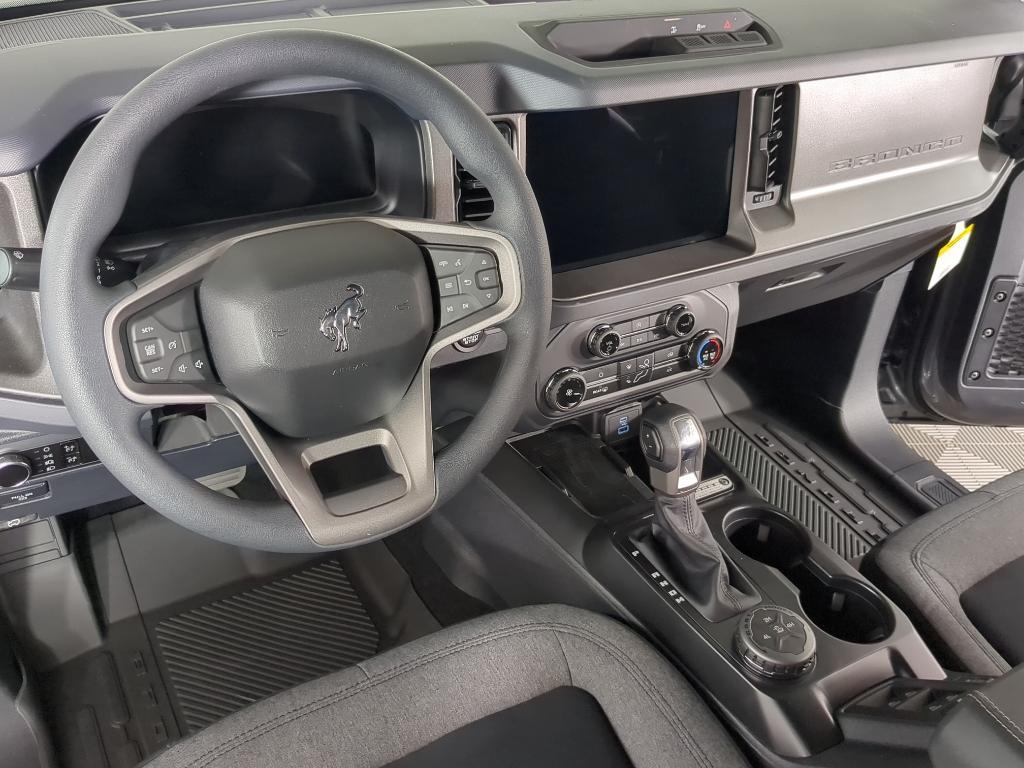 new 2025 Ford Bronco car, priced at $43,969