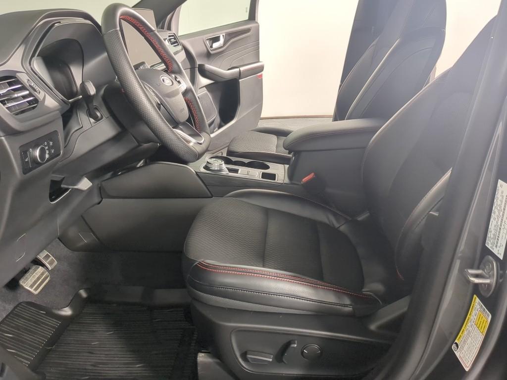 used 2023 Ford Escape car, priced at $25,990