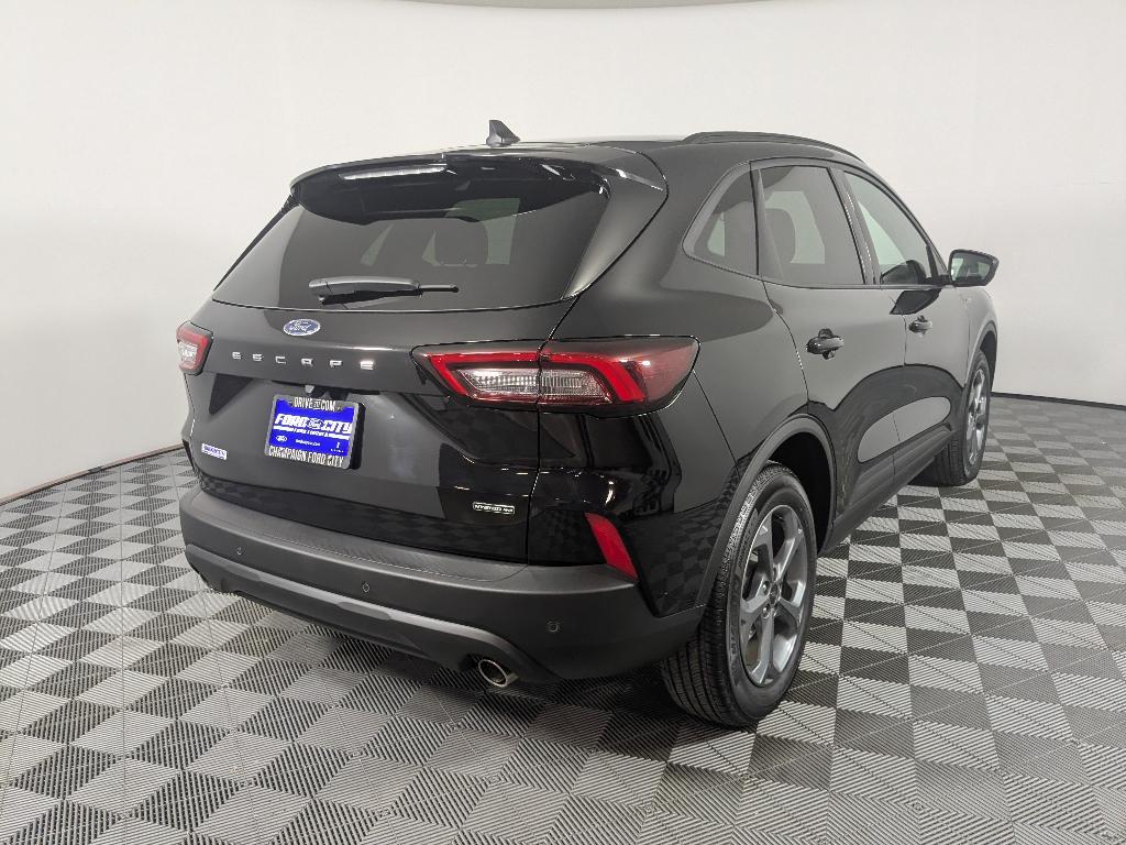 used 2025 Ford Escape car, priced at $29,990