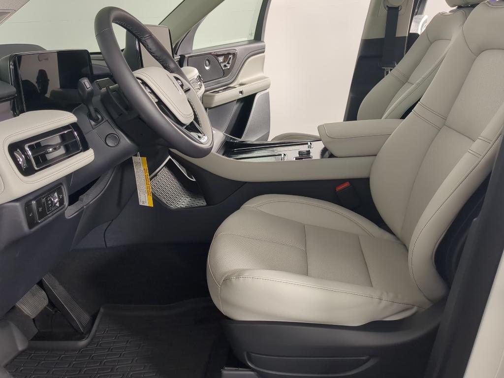 new 2026 Lincoln Aviator car, priced at $68,335