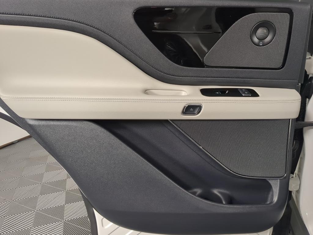 new 2026 Lincoln Aviator car, priced at $68,335