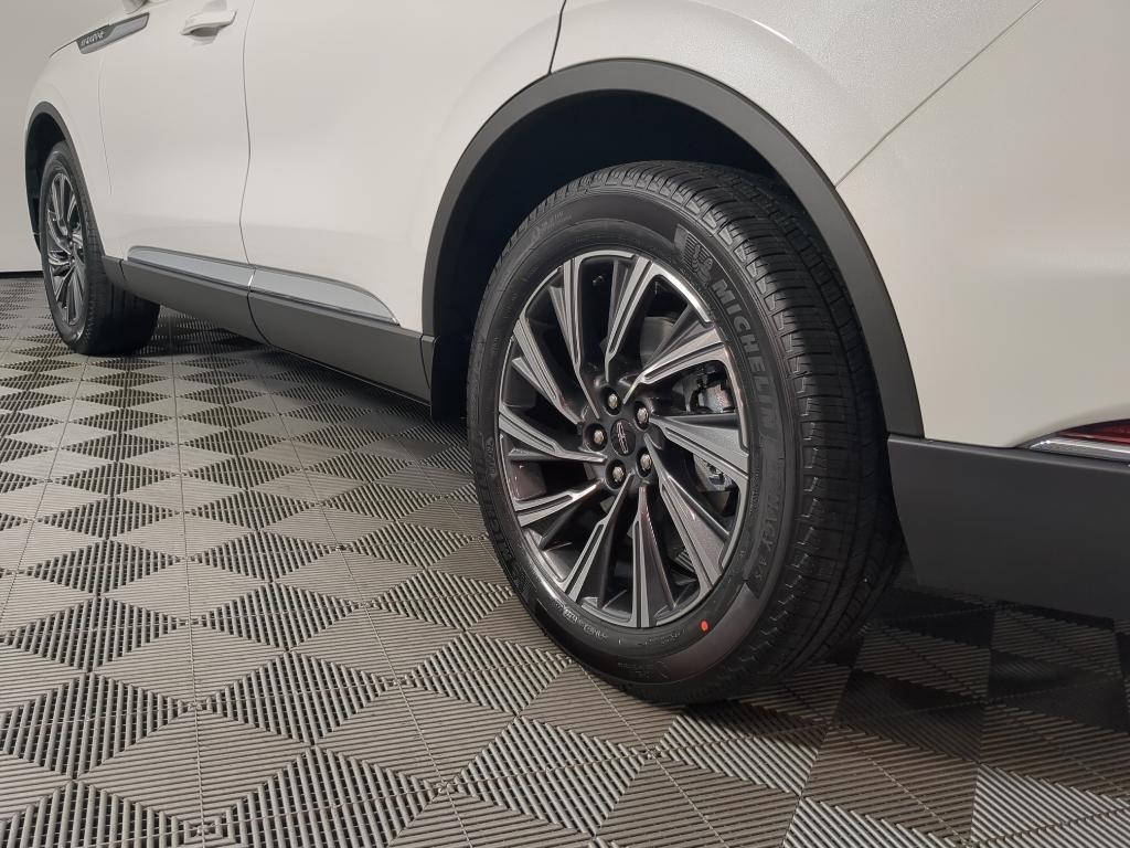 new 2026 Lincoln Aviator car, priced at $68,335