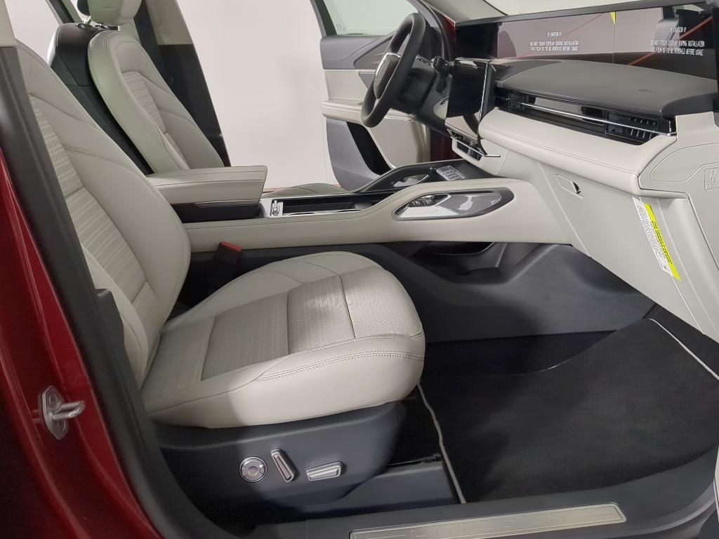 new 2026 Lincoln Nautilus car, priced at $69,425