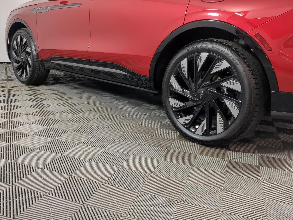 new 2026 Lincoln Nautilus car, priced at $69,425
