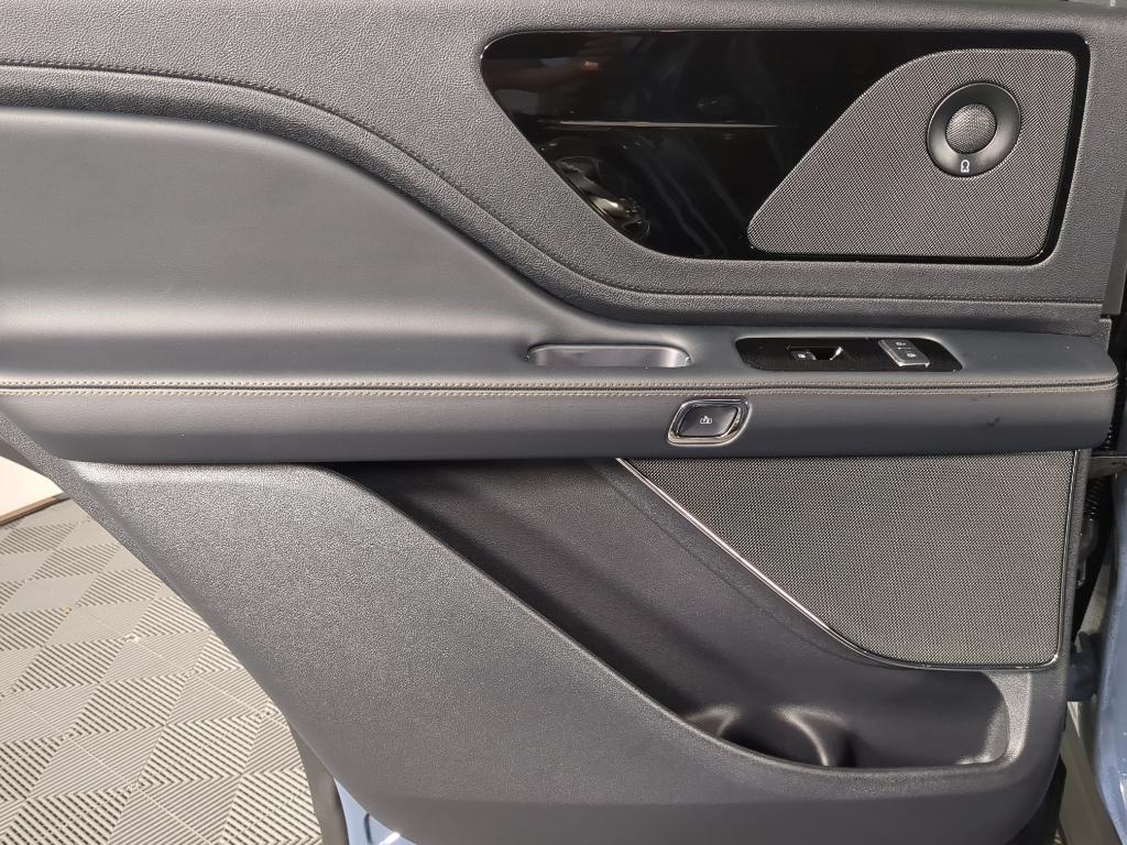 new 2026 Lincoln Aviator car, priced at $71,585