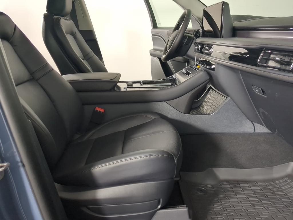 new 2026 Lincoln Aviator car, priced at $71,585