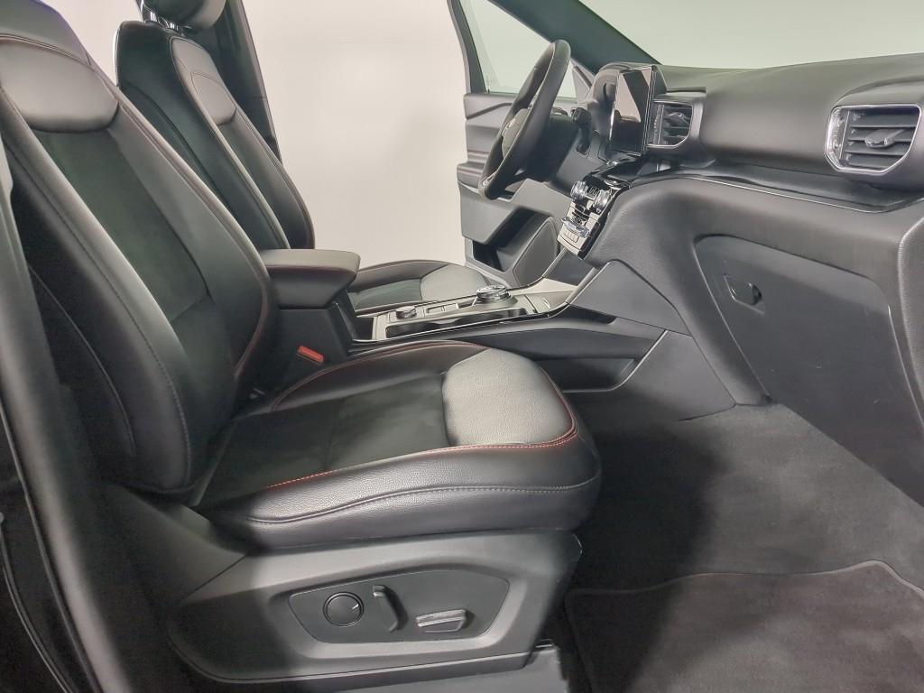 used 2023 Ford Explorer car, priced at $32,990