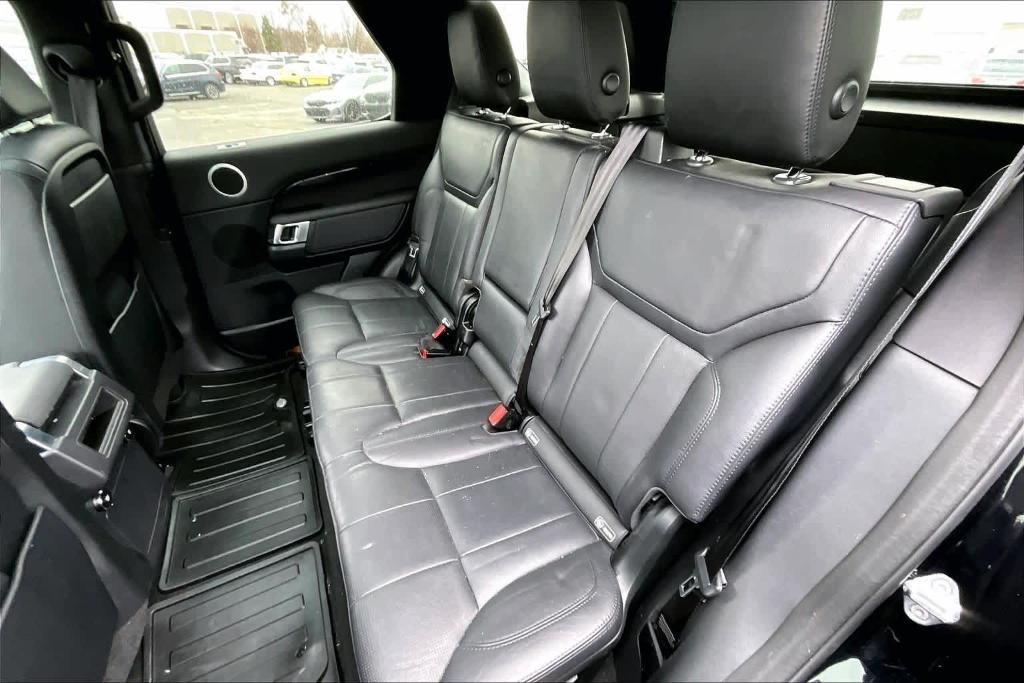 used 2019 Land Rover Discovery car, priced at $20,995