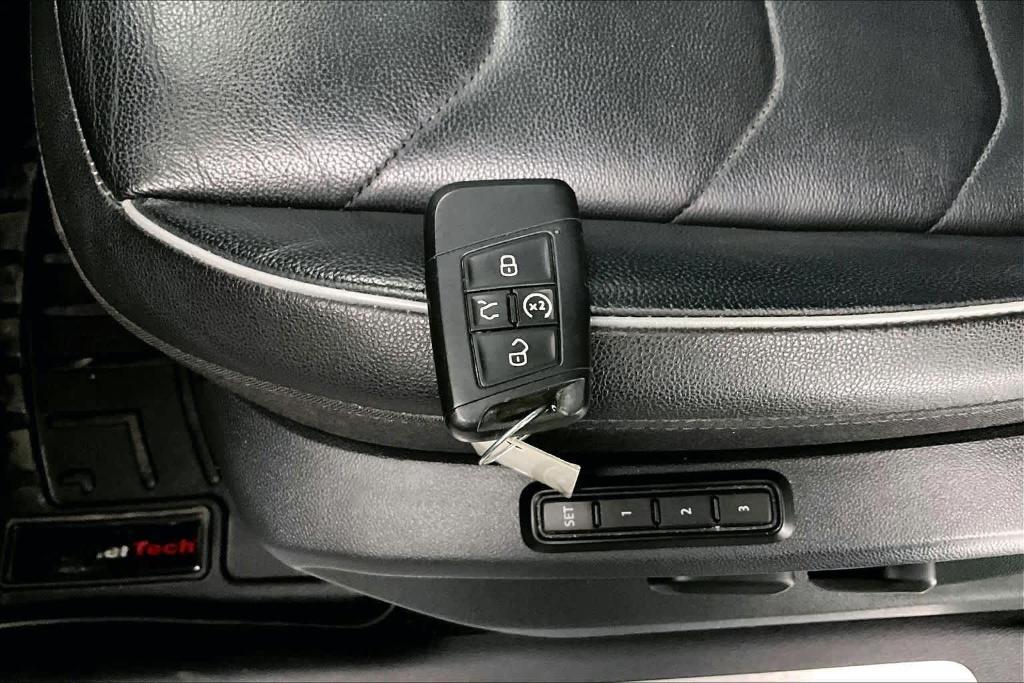 used 2020 Volkswagen Tiguan car, priced at $19,484