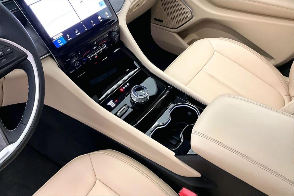 used 2023 Jeep Grand Cherokee car, priced at $32,628