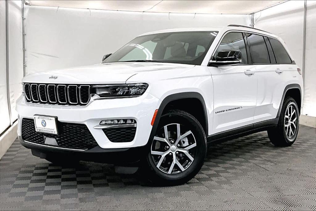 used 2023 Jeep Grand Cherokee car, priced at $32,628