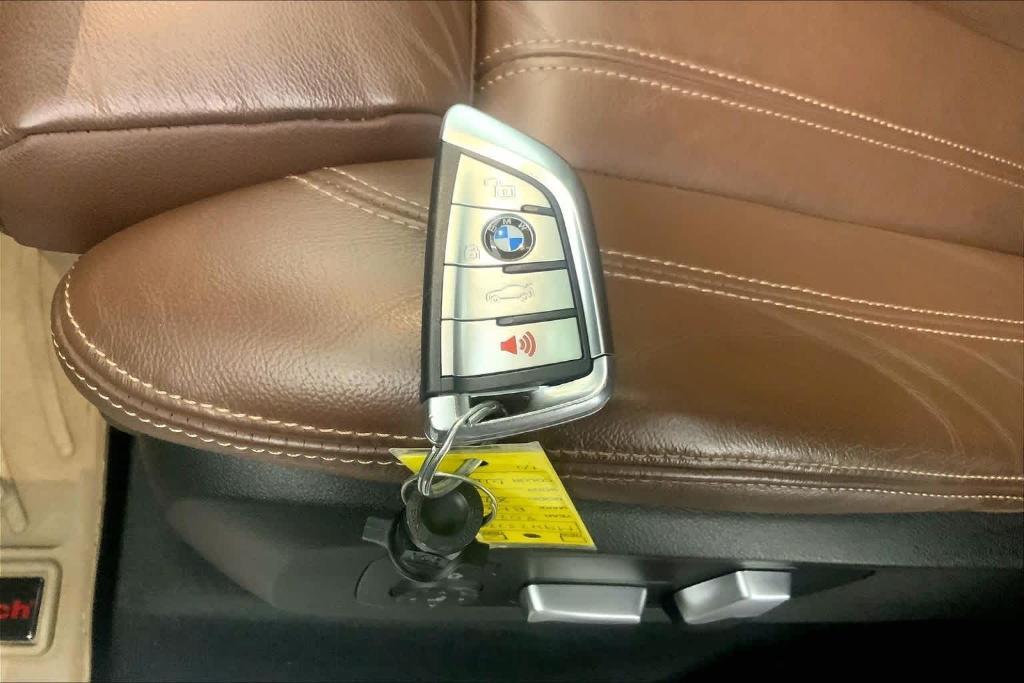 used 2021 BMW X7 car, priced at $32,008