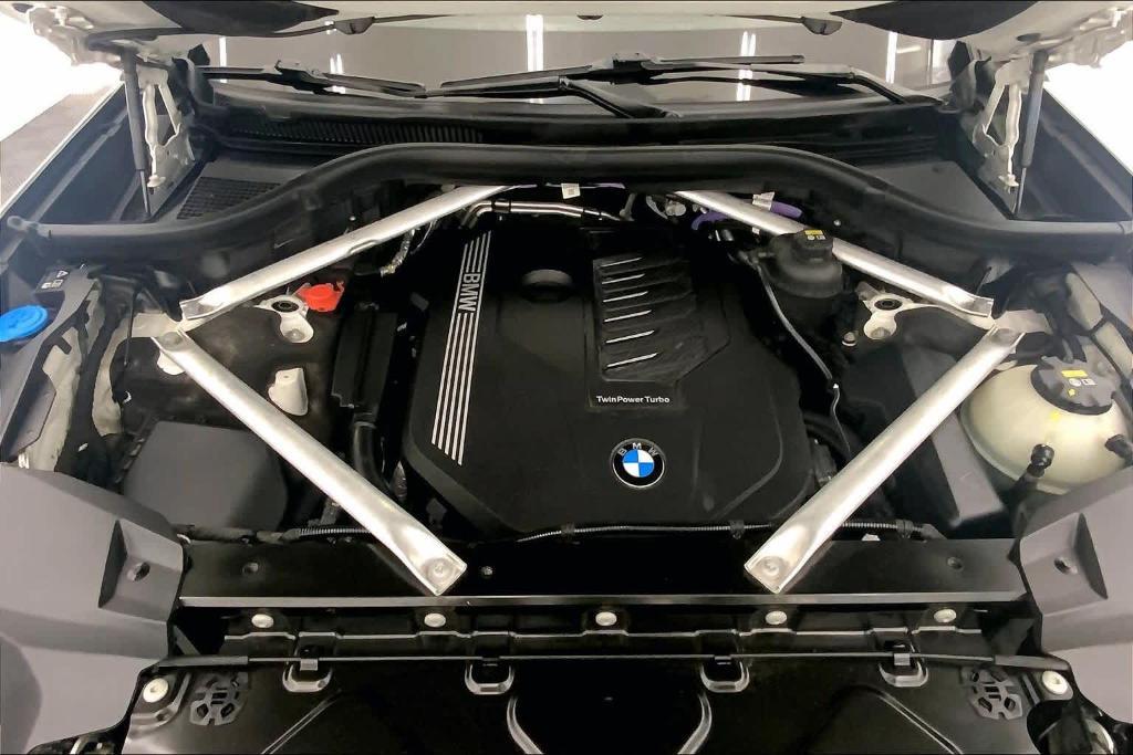 used 2021 BMW X7 car, priced at $32,008