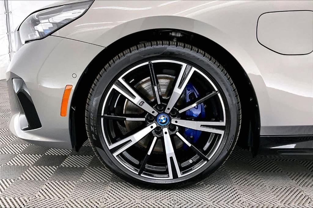 used 2025 BMW 550e car, priced at $74,625