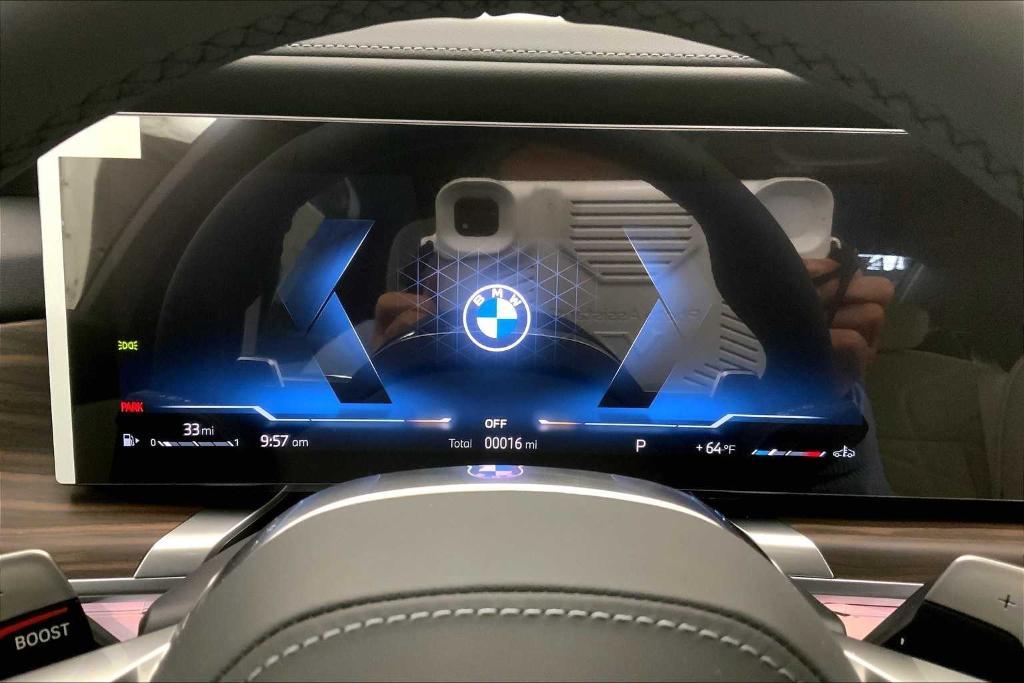 new 2025 BMW 760 car, priced at $138,430