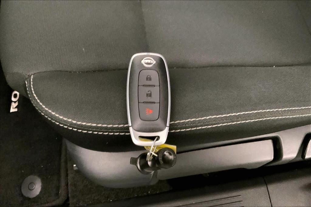 used 2023 Nissan Rogue car, priced at $21,016