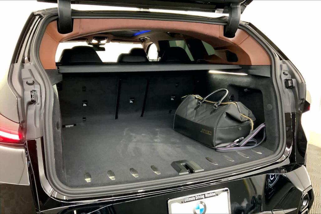 new 2026 BMW XM car, priced at $166,650