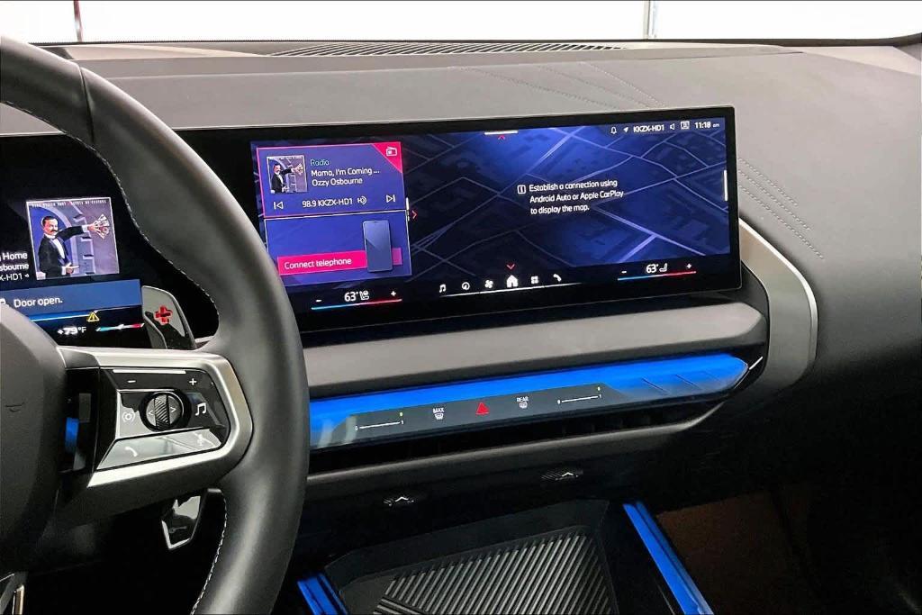 BMW X3 view 11
