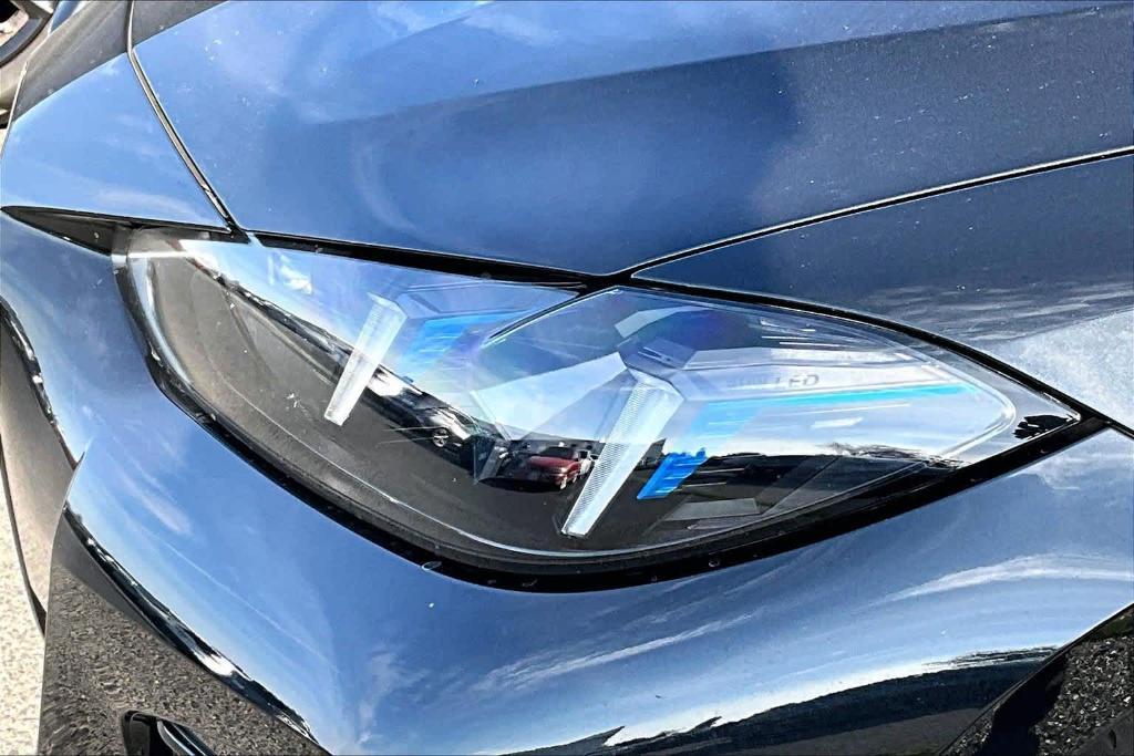 BMW i4 view 15