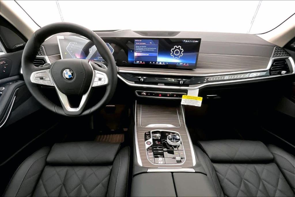 new 2026 BMW X7 car, priced at $101,935
