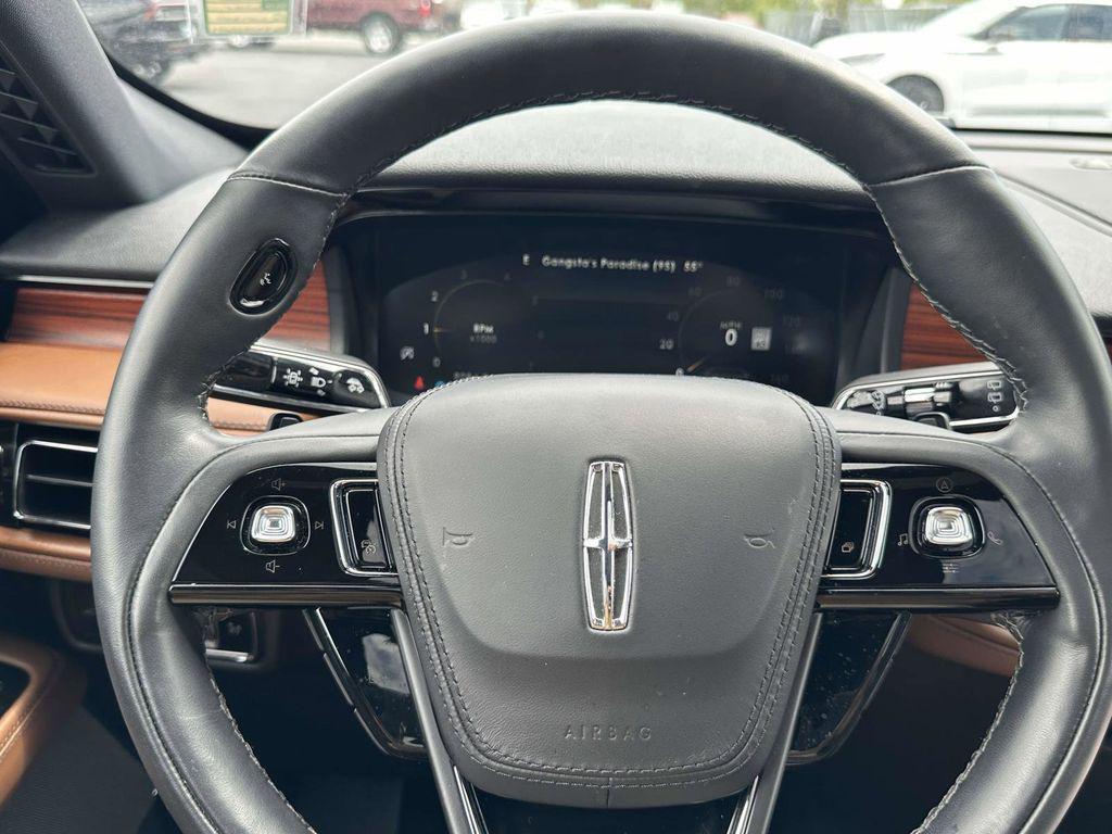 used 2024 Lincoln Aviator car, priced at $52,723