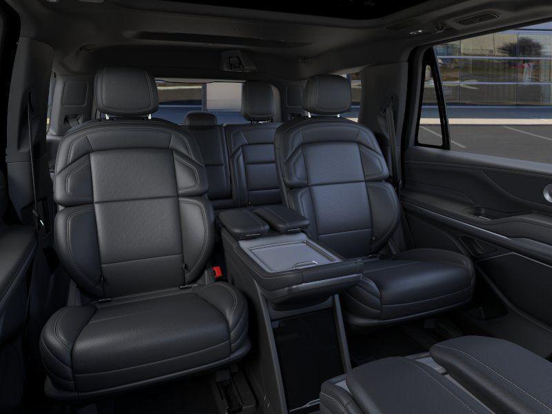 new 2026 Lincoln Navigator car, priced at $112,090