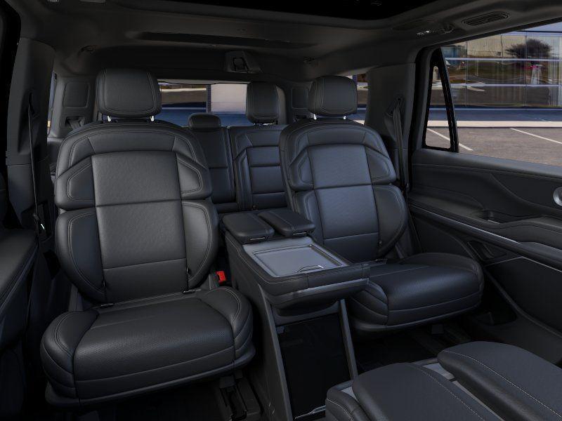 new 2026 Lincoln Navigator car, priced at $112,090