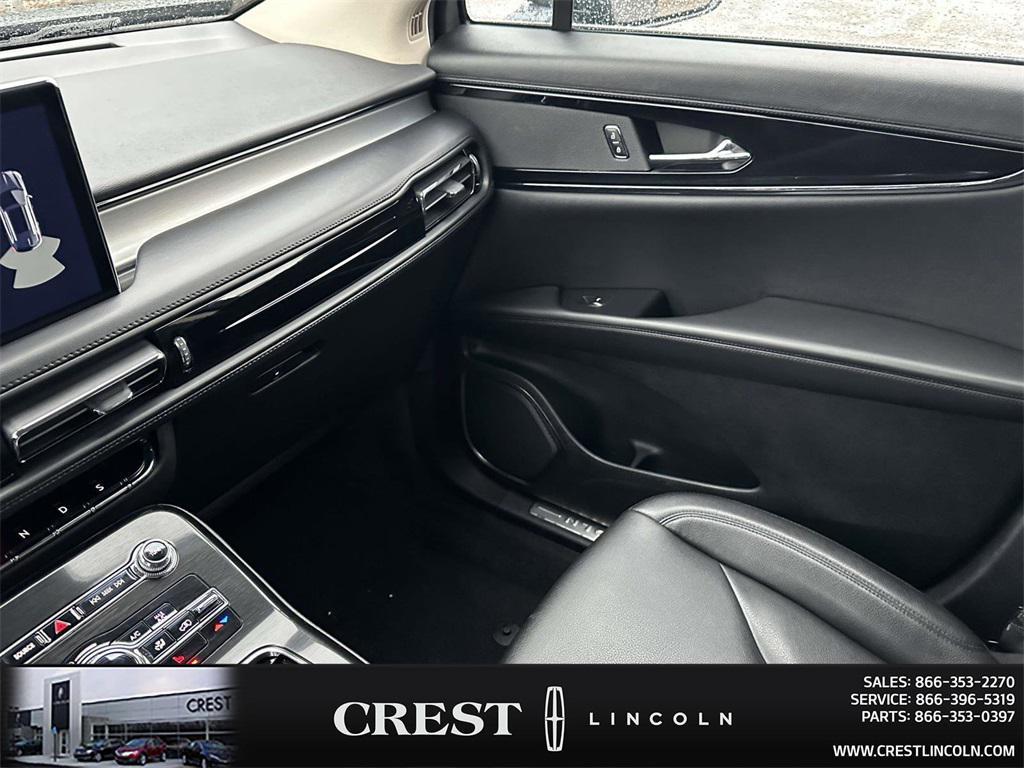 used 2023 Lincoln Nautilus car, priced at $30,945
