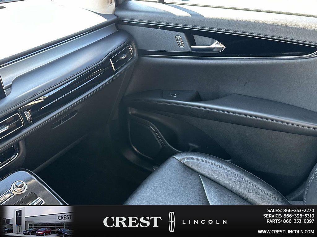 used 2023 Lincoln Nautilus car, priced at $30,856