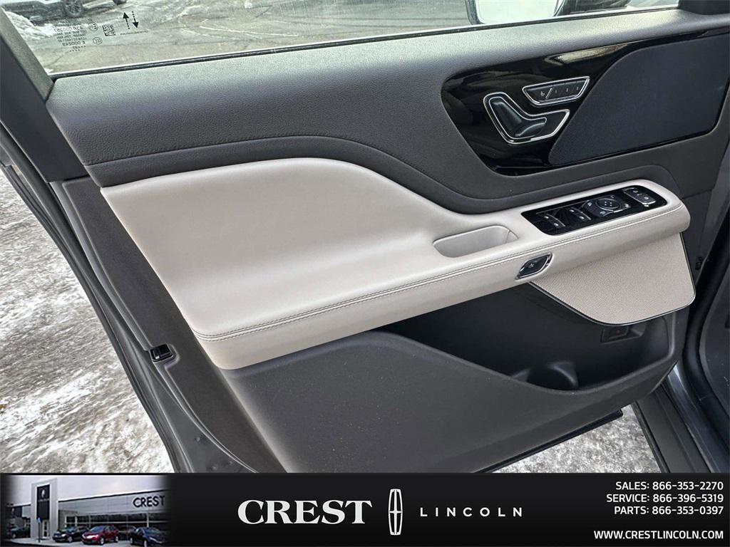 used 2023 Lincoln Aviator car, priced at $37,789