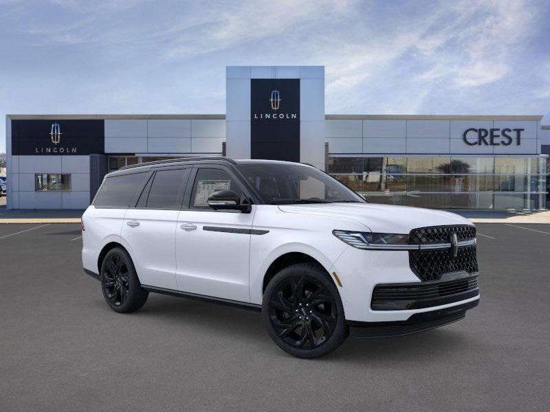 new 2025 Lincoln Navigator car, priced at $129,085