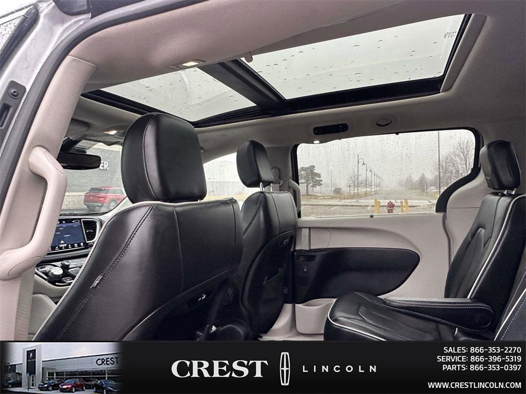 used 2021 Chrysler Pacifica car, priced at $26,487