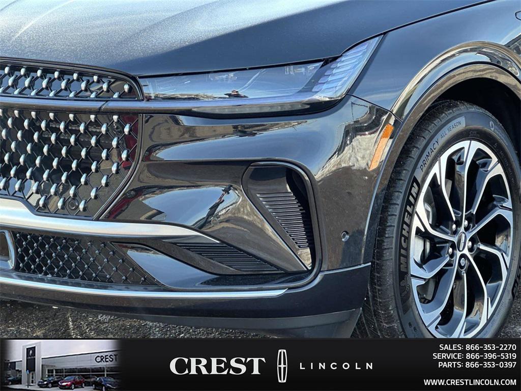 used 2024 Lincoln Nautilus car, priced at $48,339
