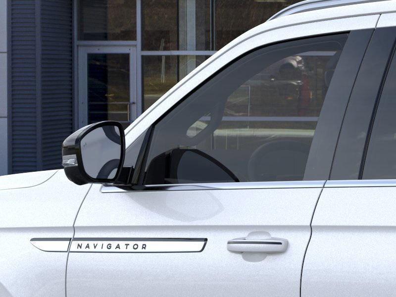 new 2026 Lincoln Navigator car, priced at $109,565