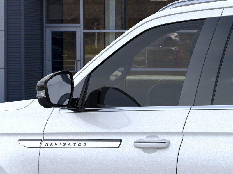 new 2026 Lincoln Navigator car, priced at $109,565