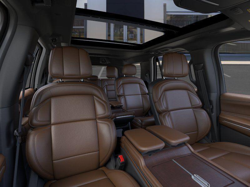 new 2026 Lincoln Navigator car, priced at $109,565