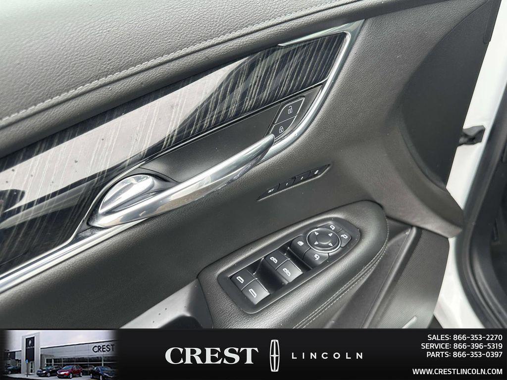 used 2020 Cadillac XT6 car, priced at $24,886