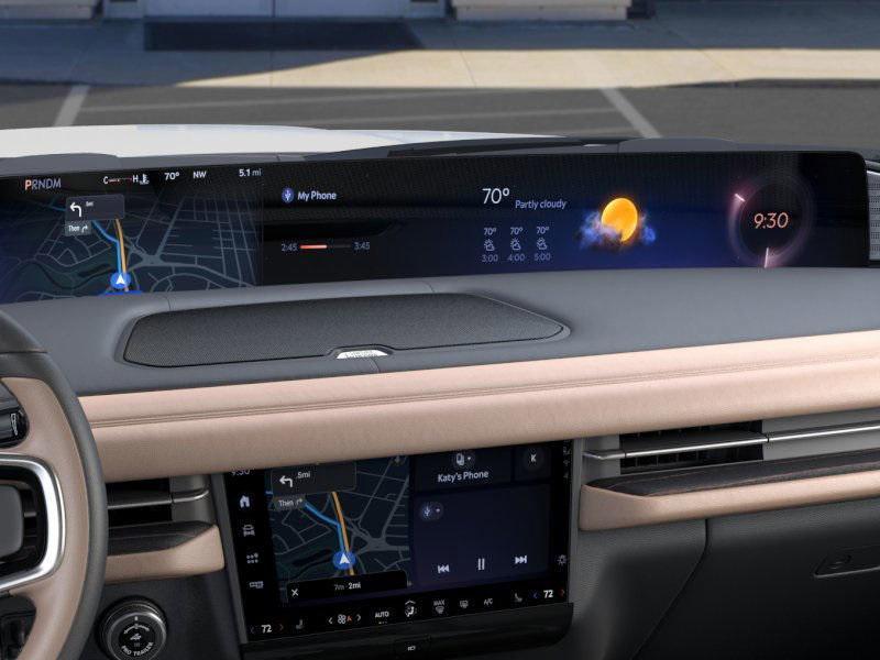 new 2025 Lincoln Navigator car, priced at $132,085