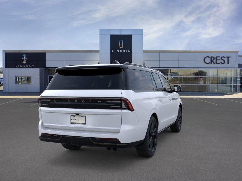 new 2025 Lincoln Navigator car, priced at $132,085