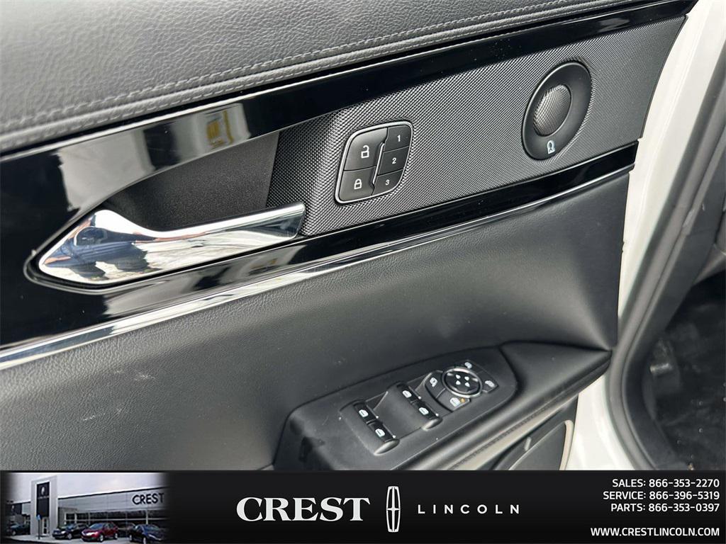 used 2023 Lincoln Nautilus car, priced at $40,339