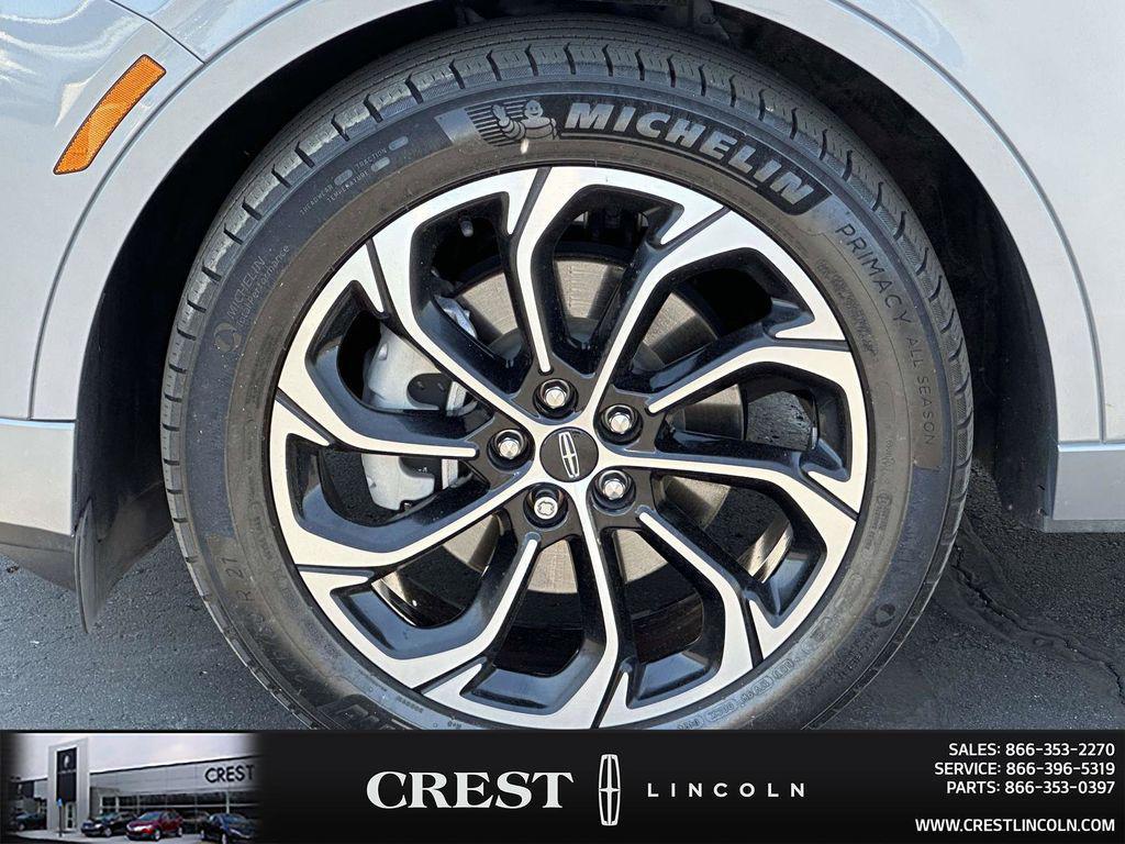 used 2024 Lincoln Nautilus car, priced at $45,407