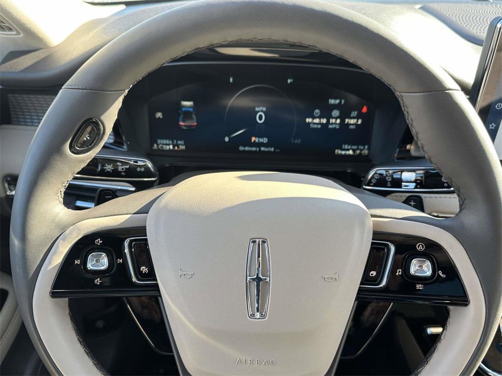 used 2023 Lincoln Corsair car, priced at $31,999
