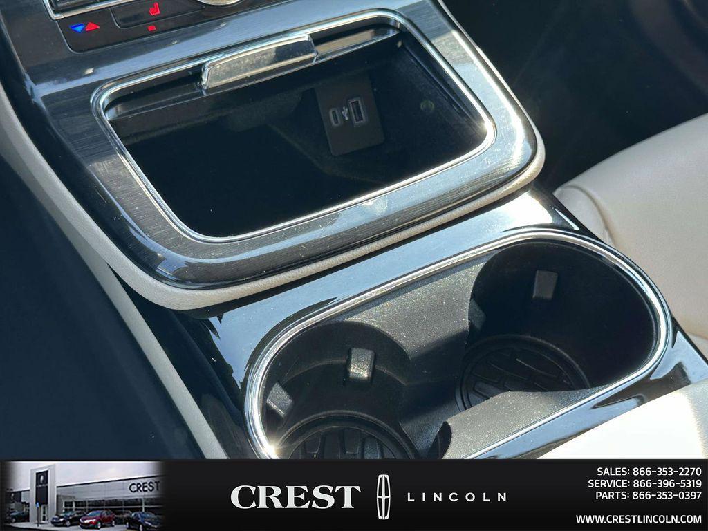 used 2023 Lincoln Nautilus car, priced at $30,922