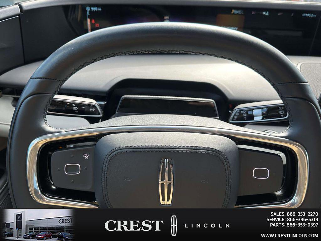 used 2024 Lincoln Nautilus car, priced at $43,366