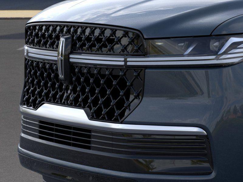 new 2026 Lincoln Navigator car, priced at $109,505
