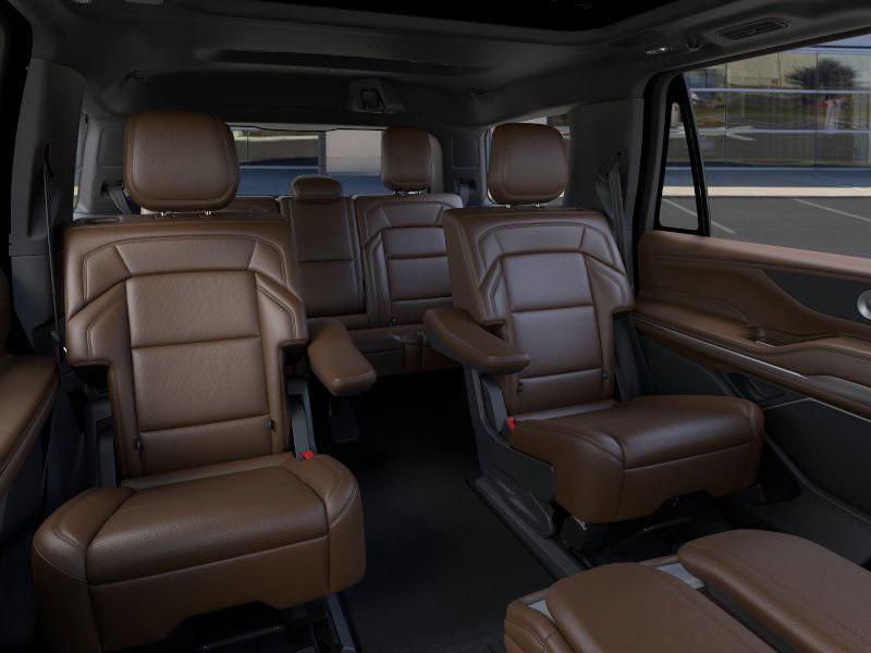 new 2025 Lincoln Navigator car, priced at $103,345