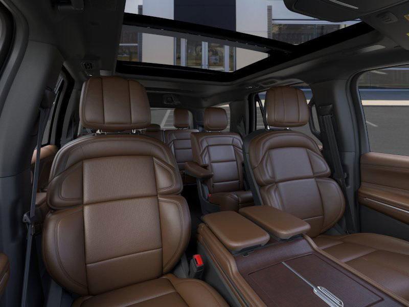 new 2025 Lincoln Navigator car, priced at $103,345