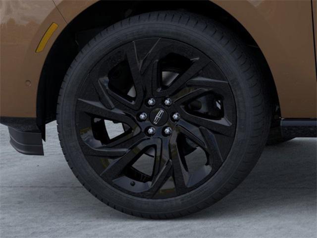 new 2025 Lincoln Navigator car, priced at $130,335